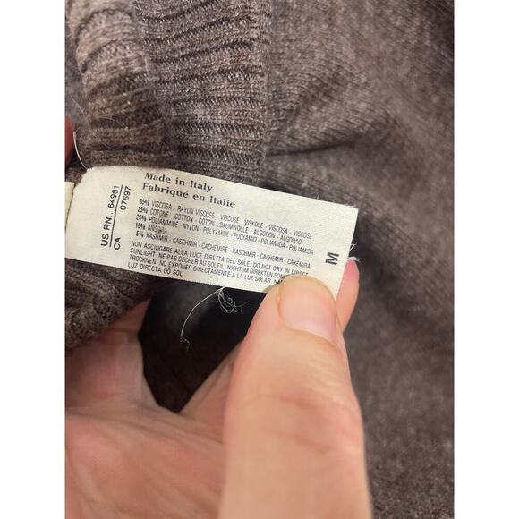 Of Benetton Women’s Medium heathered brown knit turtleneck cashmere blend - Picture 3 of 7